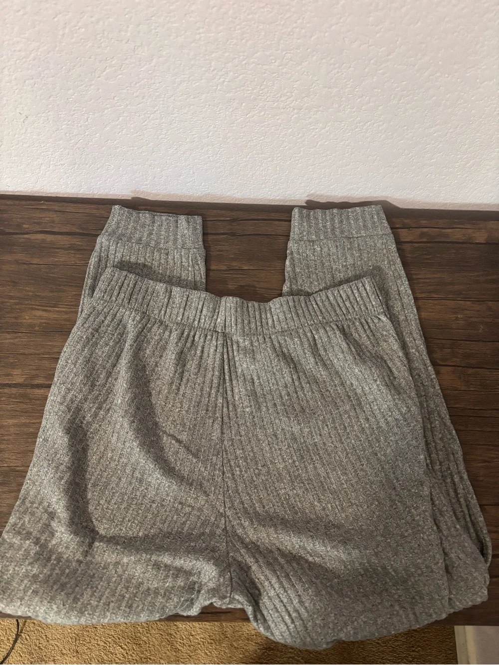 Calvin Klein pants size medium - Picture 2 of 3